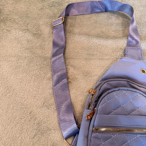 Quilted blue Crossbody Sling Bag with Gold Hardware - Picture 4 of 7